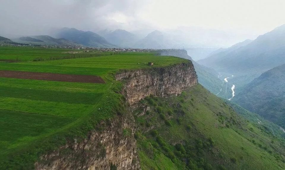 Lori Plateau, Endless Horizon