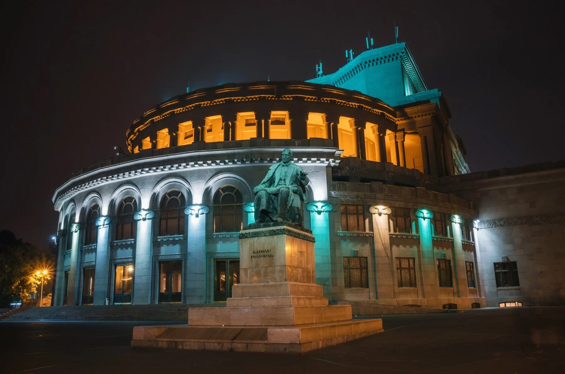 A Stage at the City’s Heart